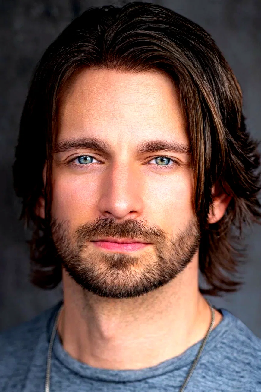  Derek Yates