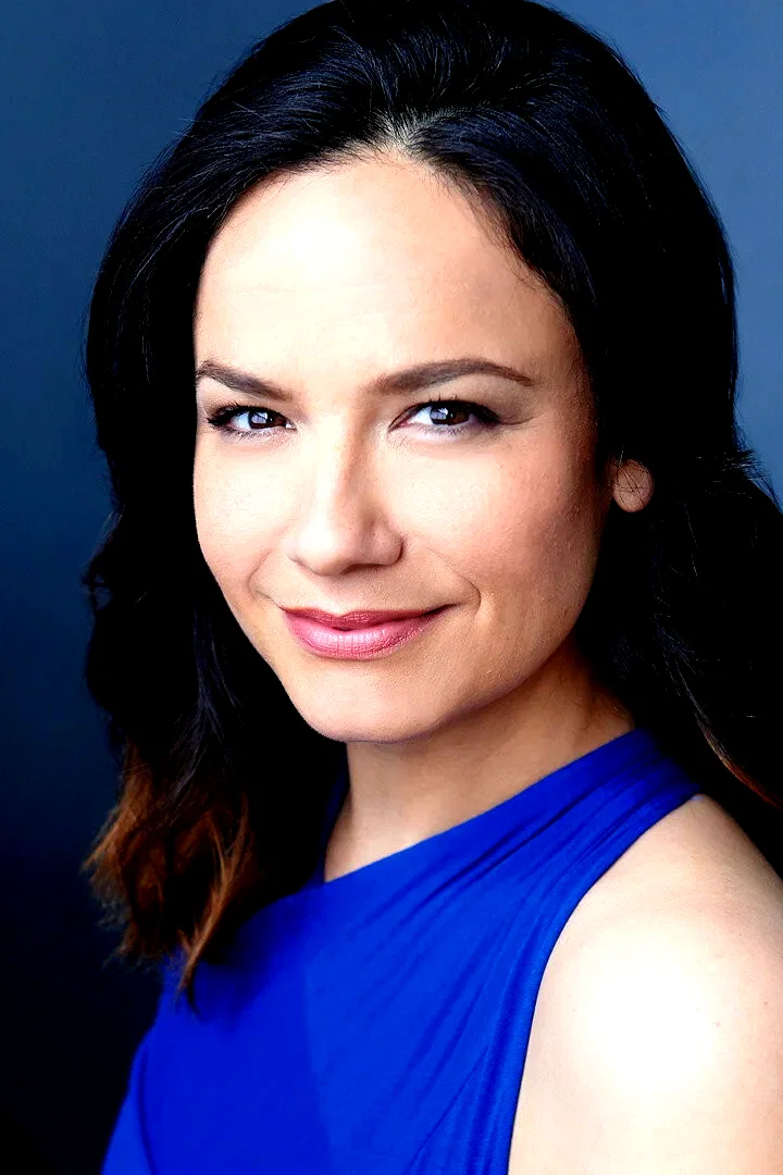  Sarah Podemski