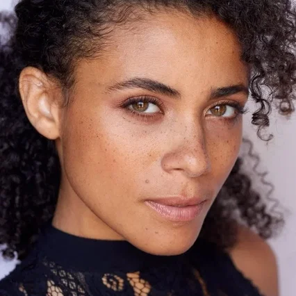  Murielle Hilaire