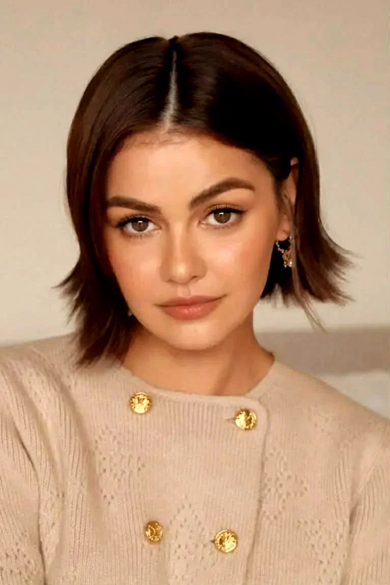  Janine Gutierrez