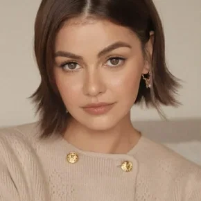 Photo star :  Janine Gutierrez