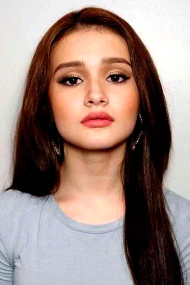  Kira Balinger