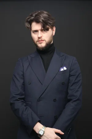  José Estella photo
