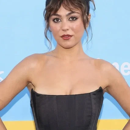  Mika Abdalla