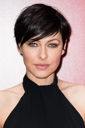  Emma Willis photo