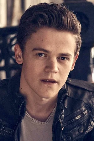  Sam Clemmett photo