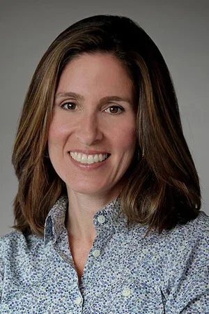  Carolyn Bernstein photo