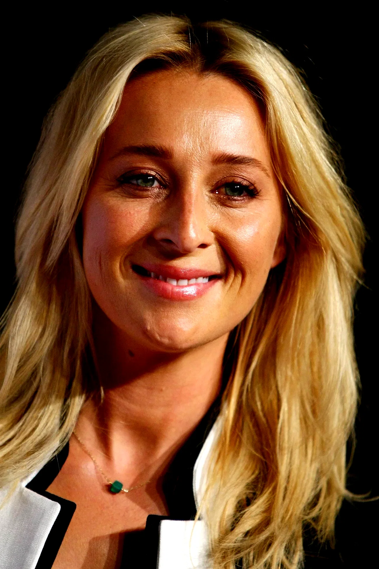  Asher Keddie