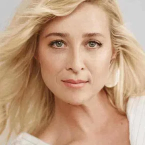 Photo star :  Asher Keddie