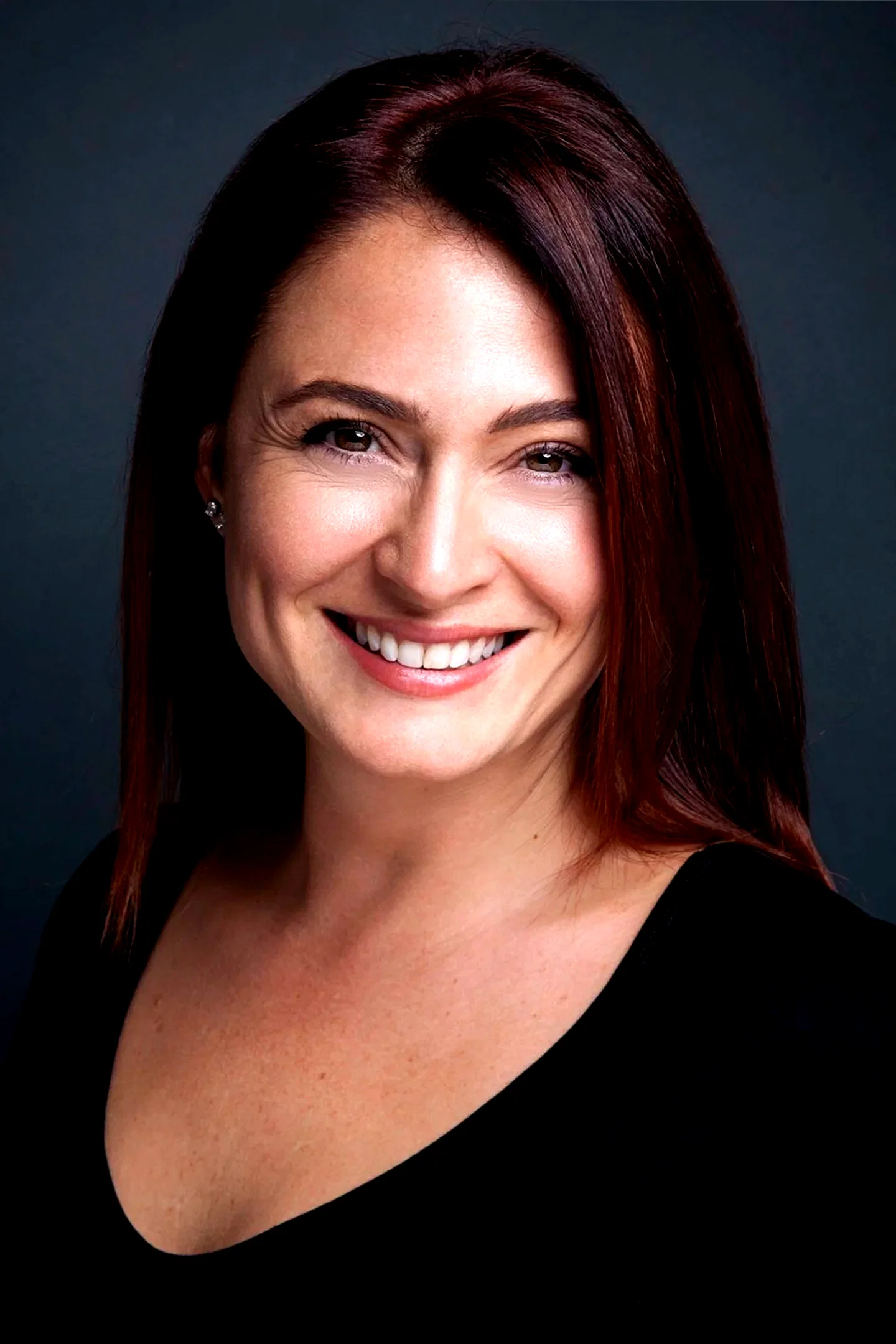  Ceyda Düvenci