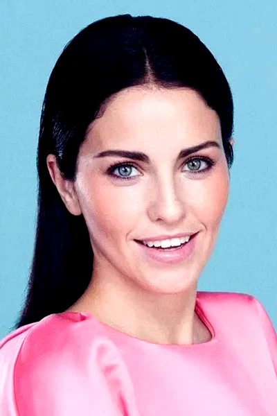  Aslı Tandoğan