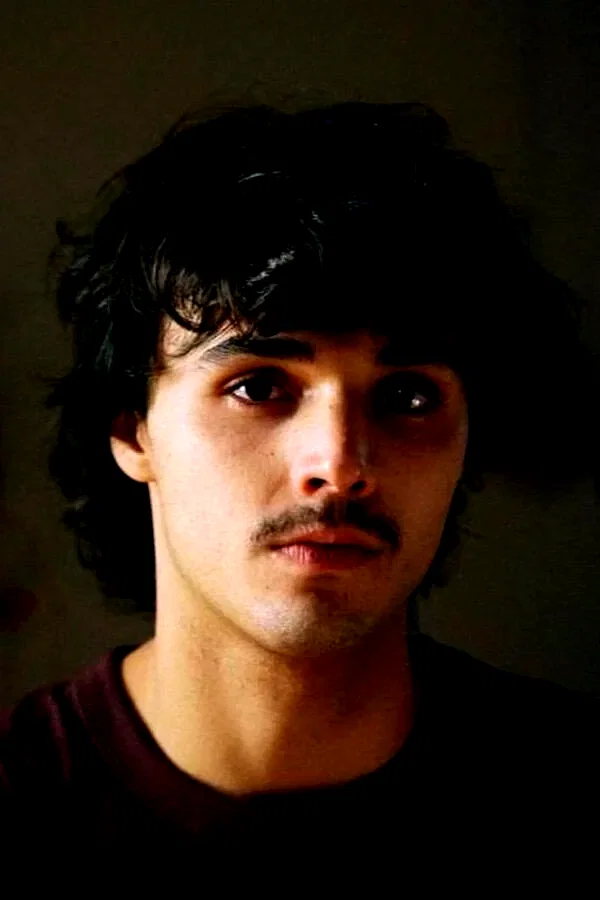  Enzo Oliver