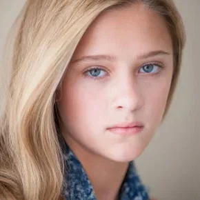 Photo star :  Lizzy Greene