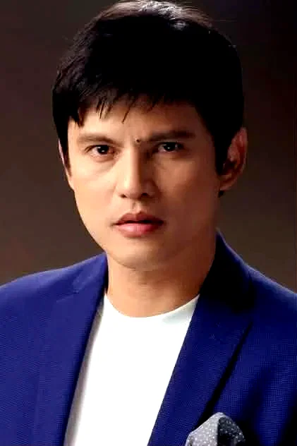  Zoren Legaspi