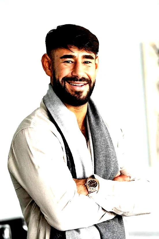  Ali Sivandi