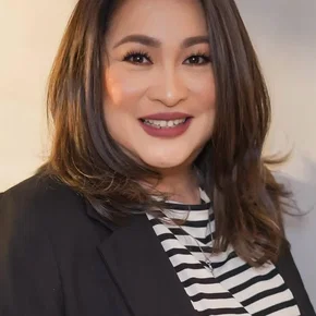 Photo star :  Mae Cruz-Alviar