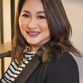 Photo star :  Mae Cruz-Alviar
