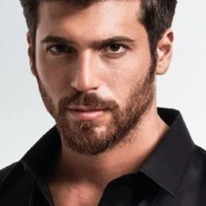Photo star :  Can Yaman