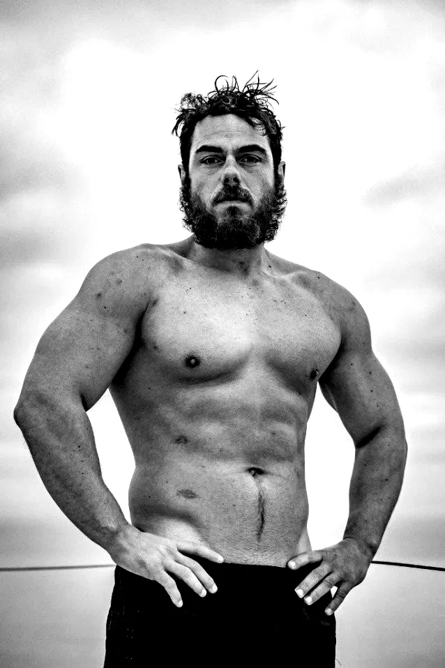  Ross Edgley