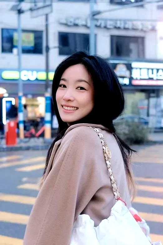  Keer Zhu