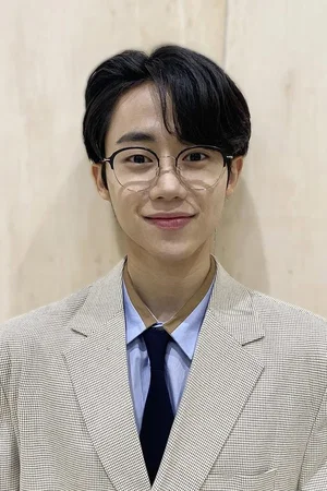  Park Ji Bin photo