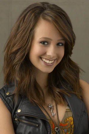  Caitlyn Taylor Love photo
