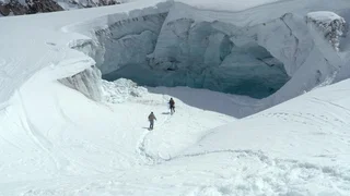 Image de Trois sur la sellette