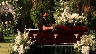 Image de Sans fleurs ni couronne