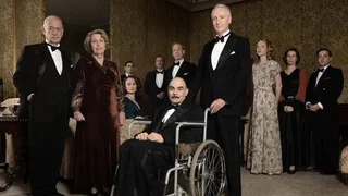 Image de Hercule Poirot quitte la scène
