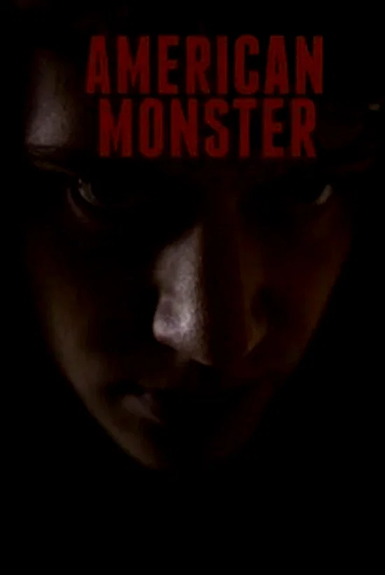 Photo de la saison 4 : American Monster